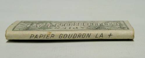 Paquet de feuilles à cigarettes "Goudron La+"