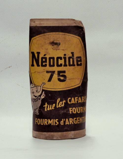 Carton d'insecticide "Néocide 75"