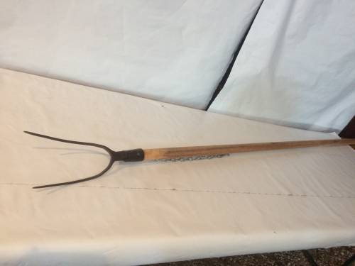 Fourche à deux dents