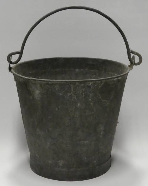 Seau en acier galvanisé